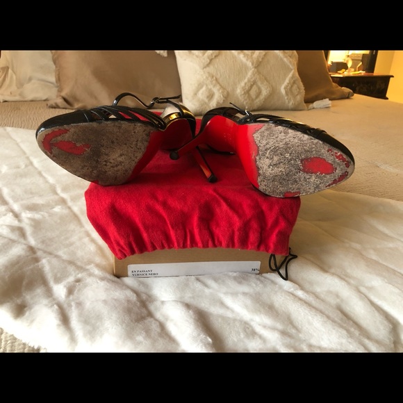 Christian Louboutin, En Passant Vernice Nero - Picture 8 of 8